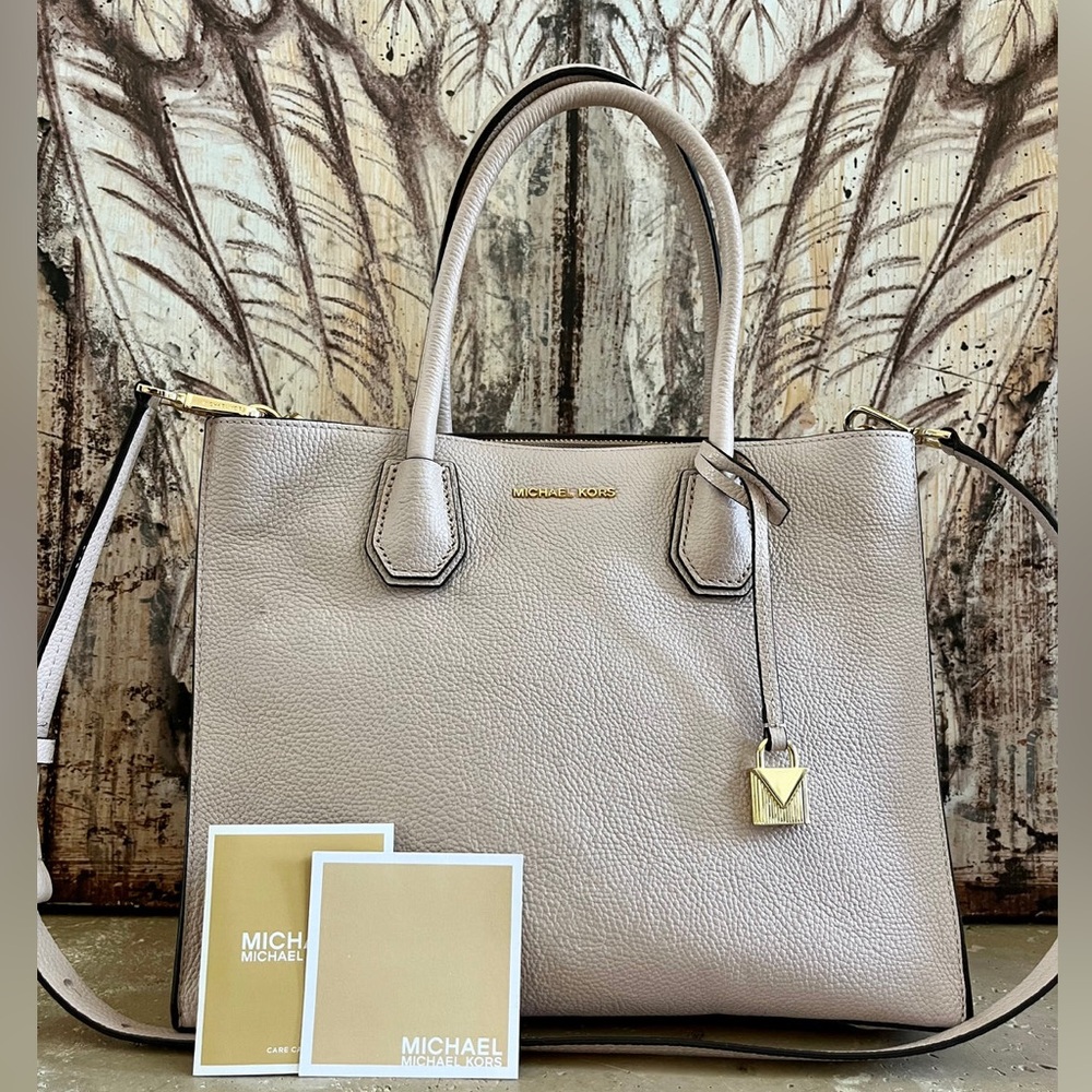 Michael Kors Med Blush Pebble Leather Satchel Crossbody